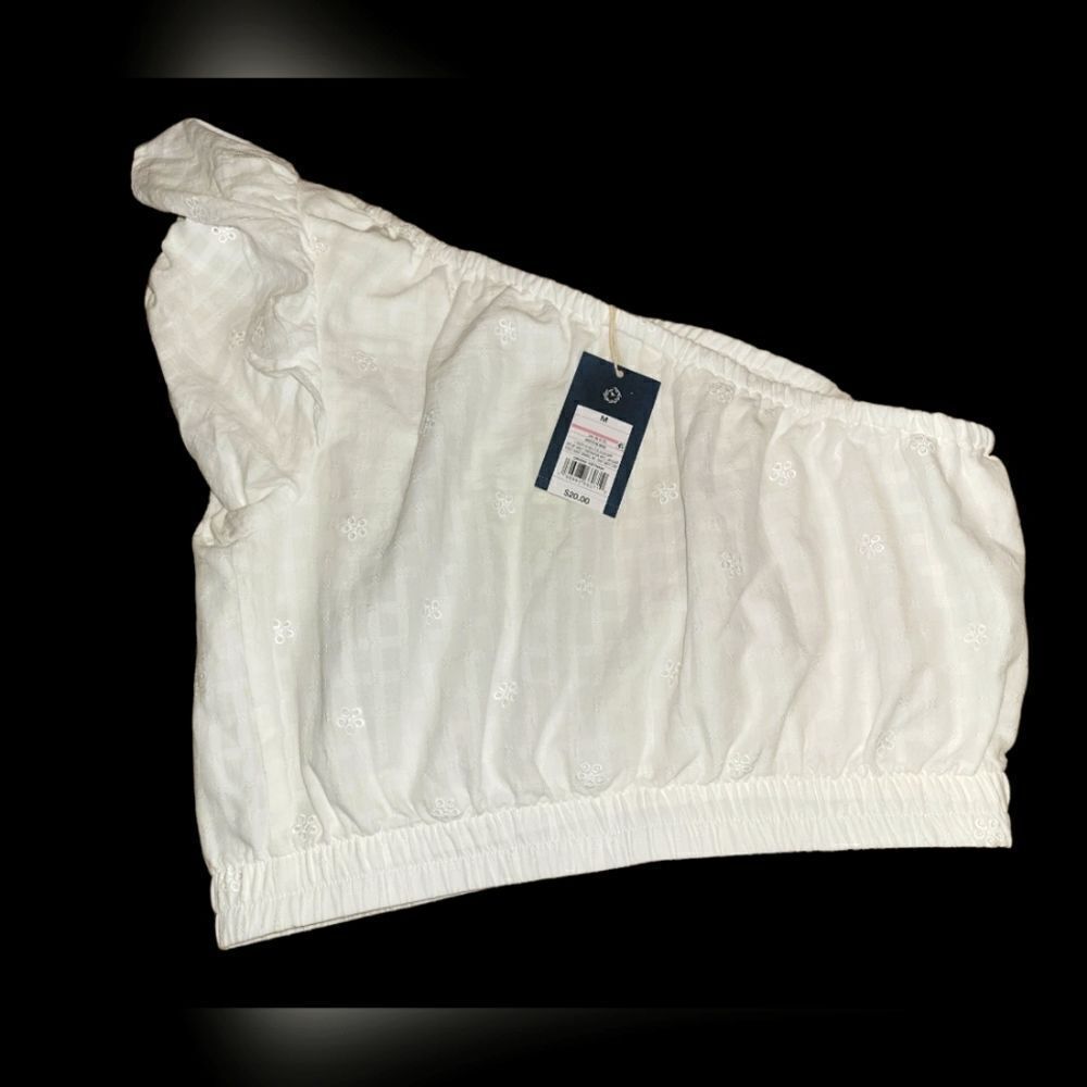 Universal Thread One Shoulder Crop Top NWT - Picture 2 of 4